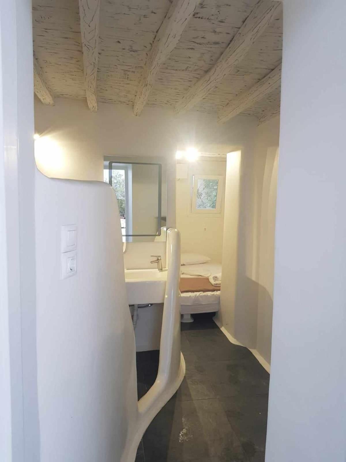 Mykonos Vibes Airport Studios And Apartments Mykonos Town 외부 사진