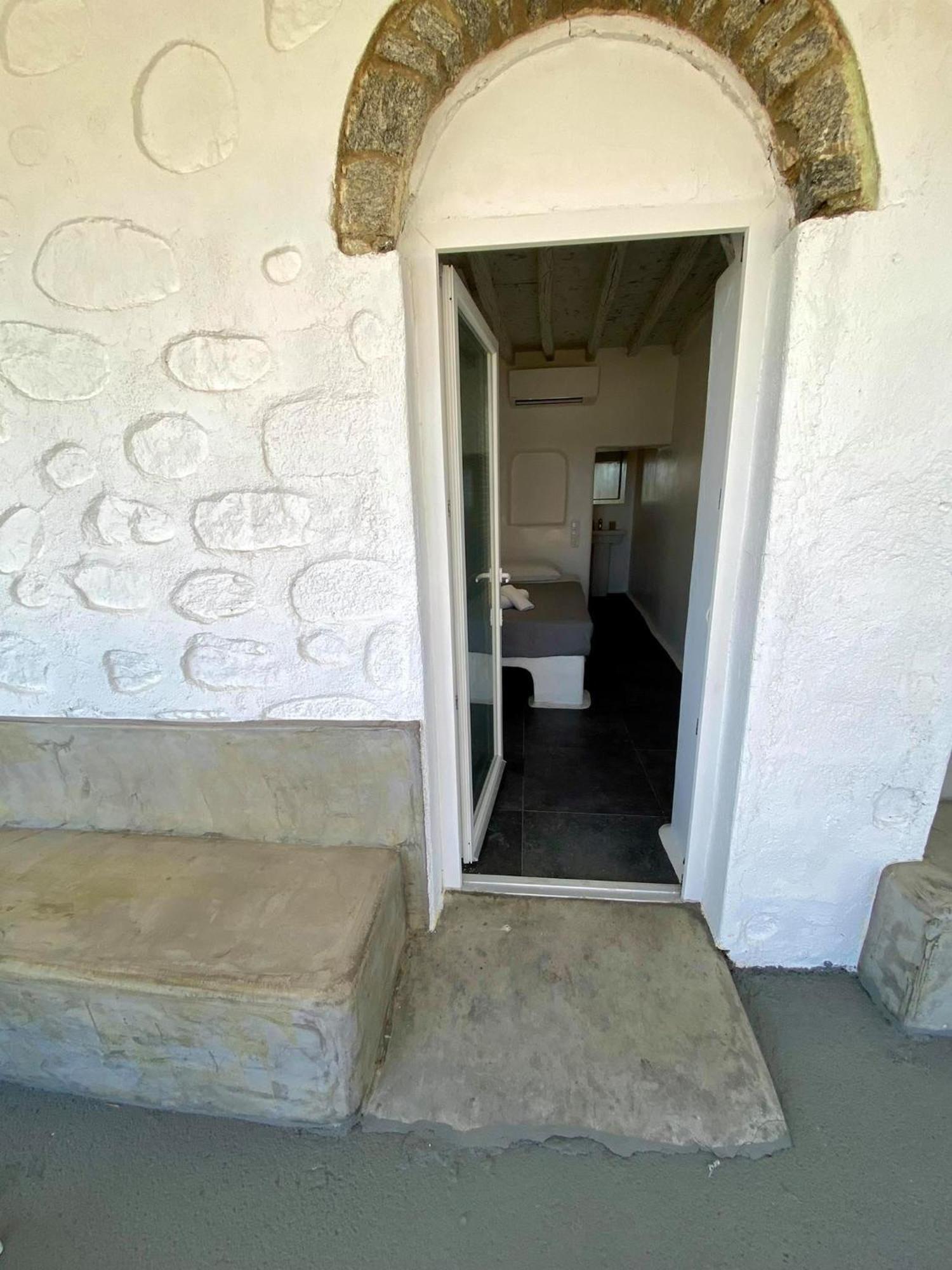 Mykonos Vibes Airport Studios And Apartments Mykonos Town 외부 사진