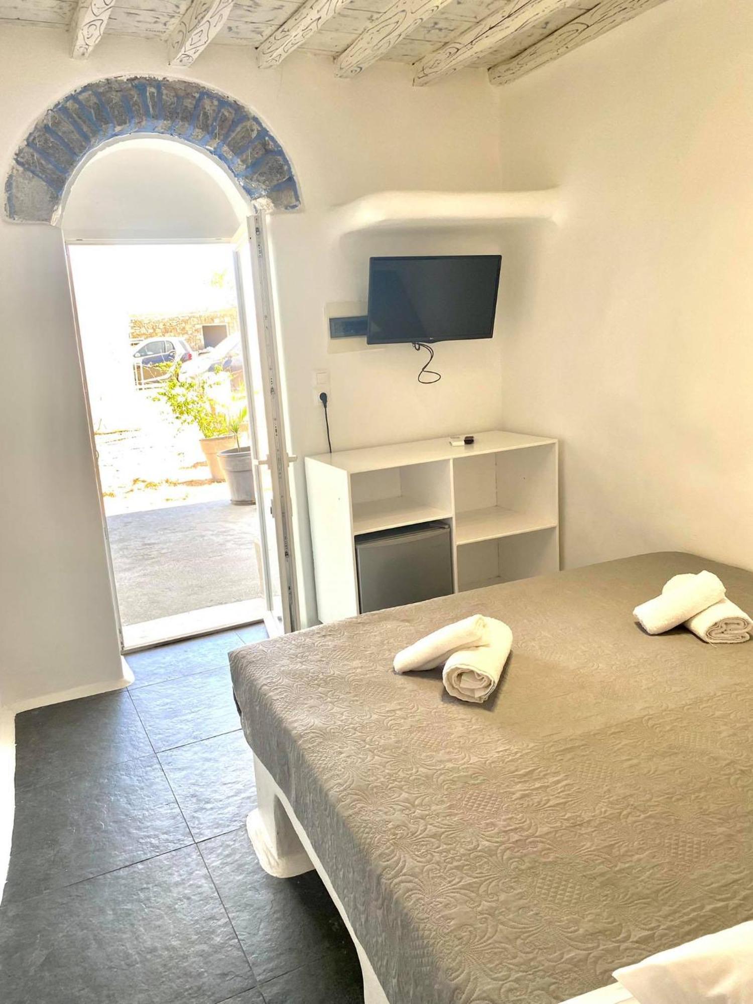 Mykonos Vibes Airport Studios And Apartments Mykonos Town 외부 사진