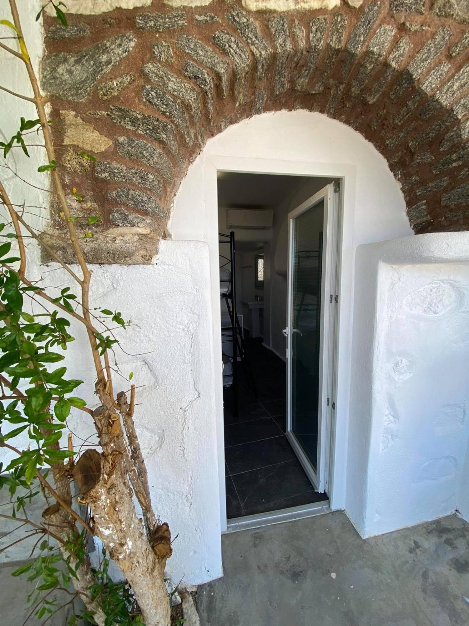 Mykonos Vibes Airport Studios And Apartments Mykonos Town 외부 사진