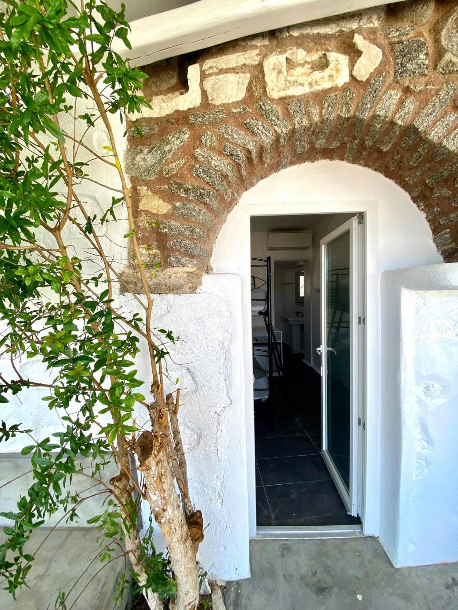 Mykonos Vibes Airport Studios And Apartments Mykonos Town 외부 사진