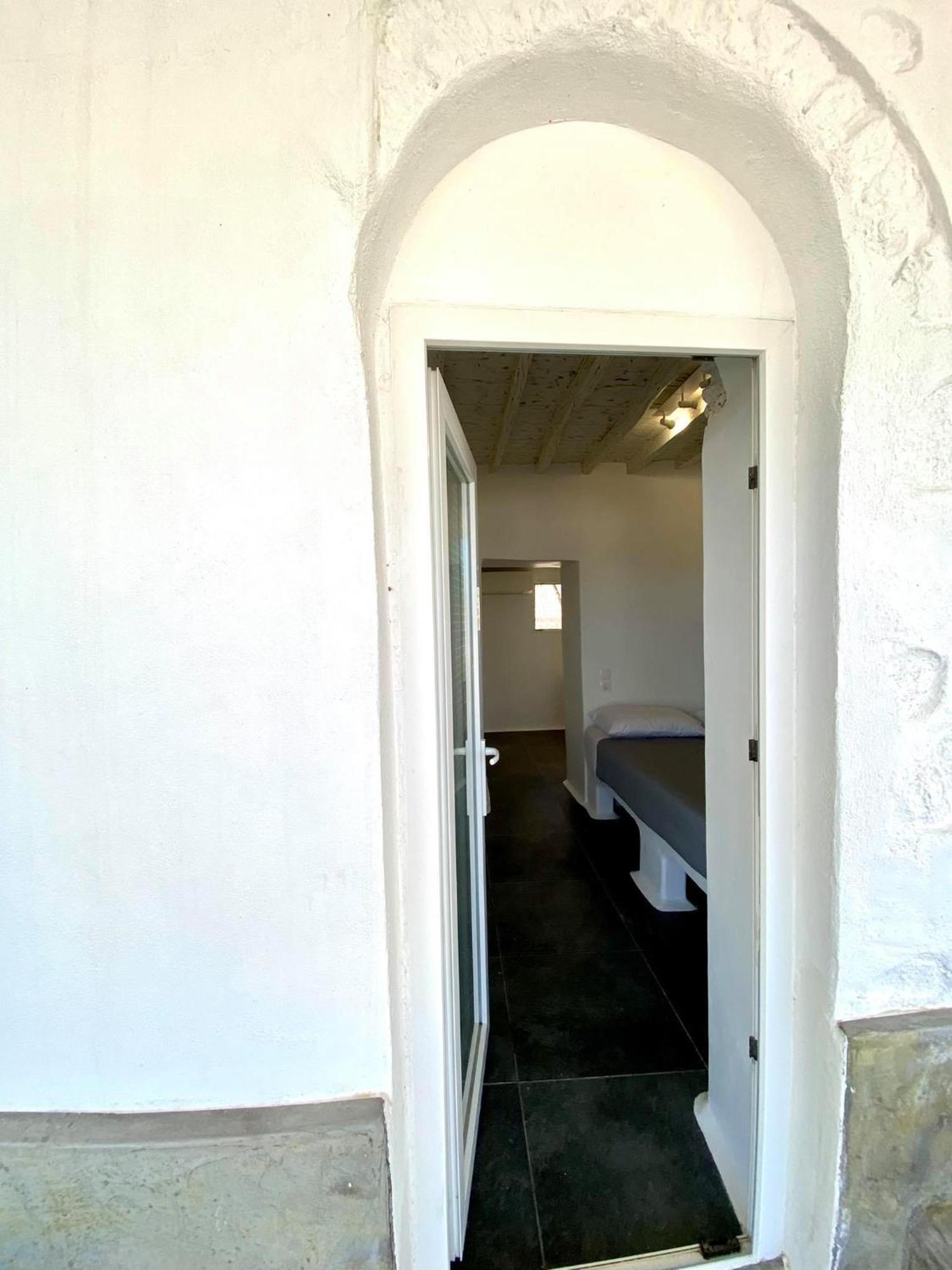 Mykonos Vibes Airport Studios And Apartments Mykonos Town 외부 사진